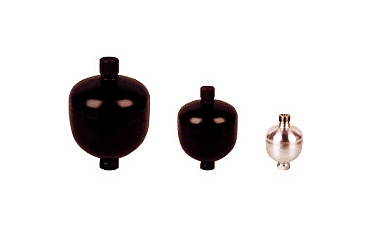 1541040965834515.jpg 蓄能器安裝注意事項(xiàng)