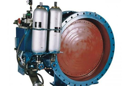 怎么使用蓄能器充氮工具？