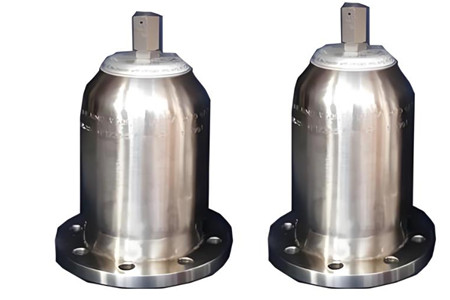 蓄能器廠家報(bào)價(jià)時(shí)需要注意哪些事項(xiàng)?